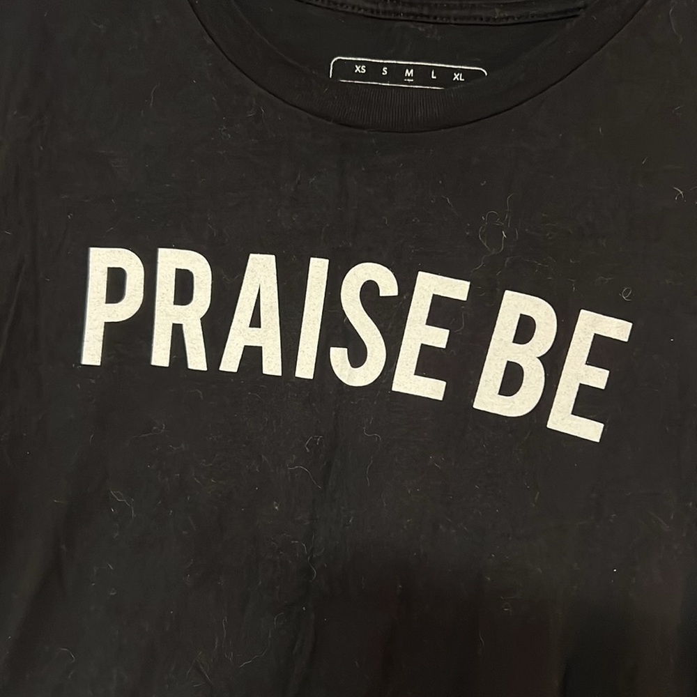 PRAISE BE Tee - Picture 2 of 2